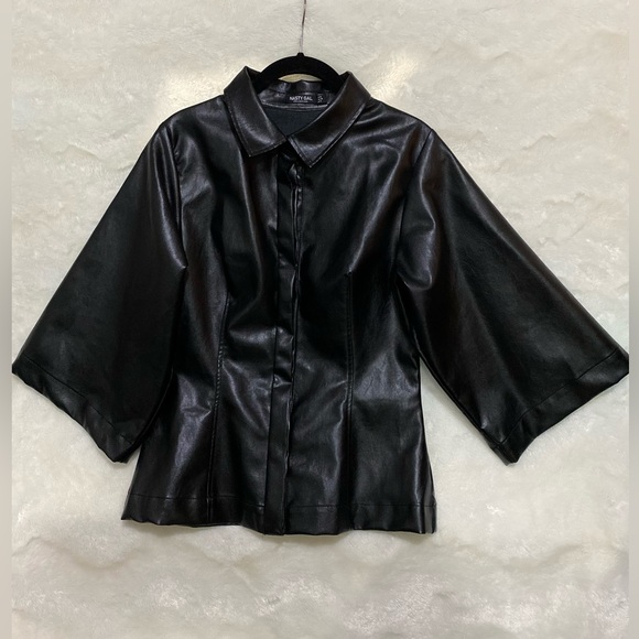 NASTY GAL LEATHER FAUX WIDE SLEEVES - Picture 3 of 6